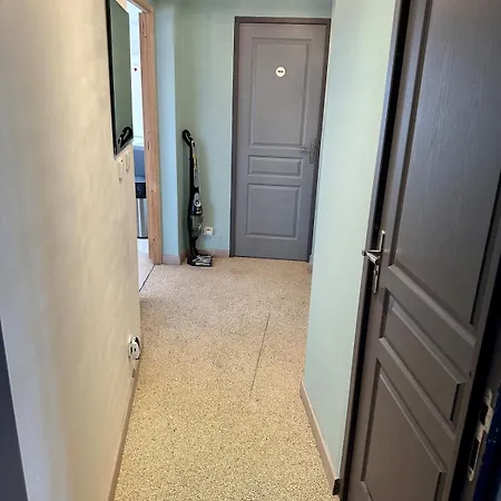 شقة 3 Bedrooms 110 M2 ليل